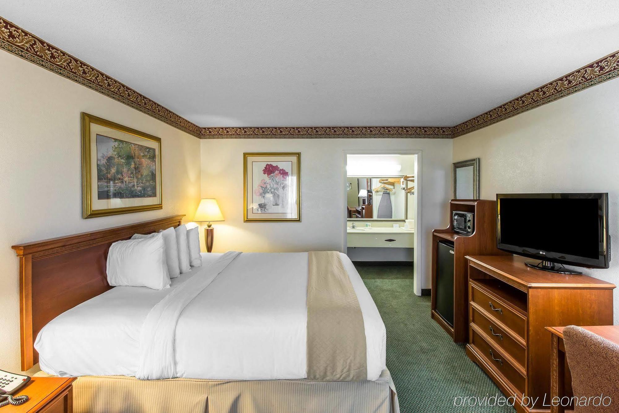 Holiday Inn Waycross Extérieur photo